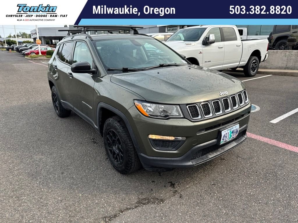 Used 2018 Olive Green Pearlcoat Jeep Sport image 1