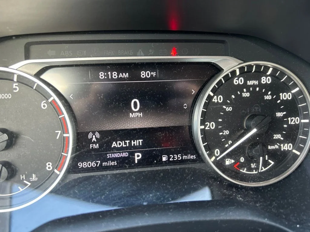 Used 2021 Scarlet Ember Nissan SV image 14