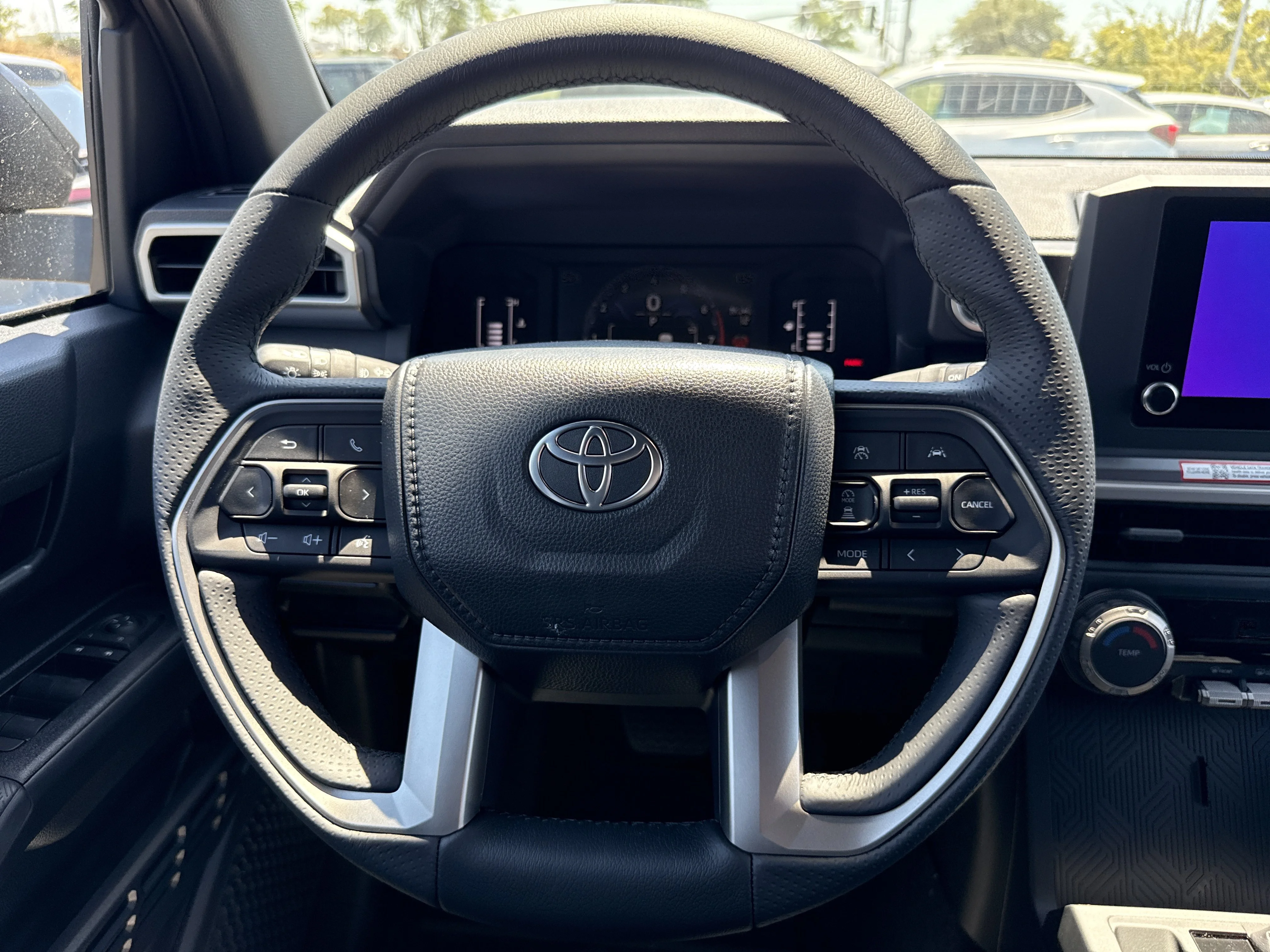 2026 Toyota 4Runner SR5 - Photo 14