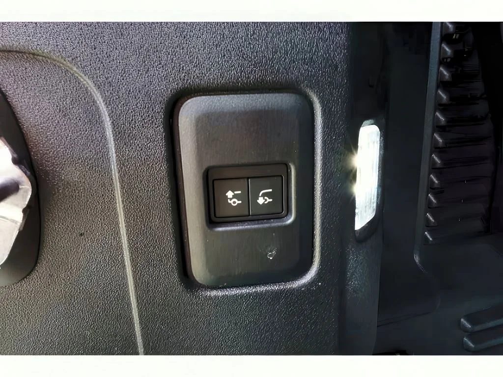 2021 Land Rover Defender X - Photo 40