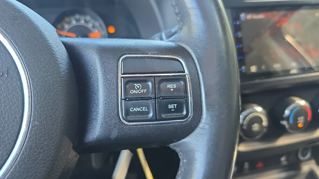 Used 2016 Gray Jeep Latitude image 16