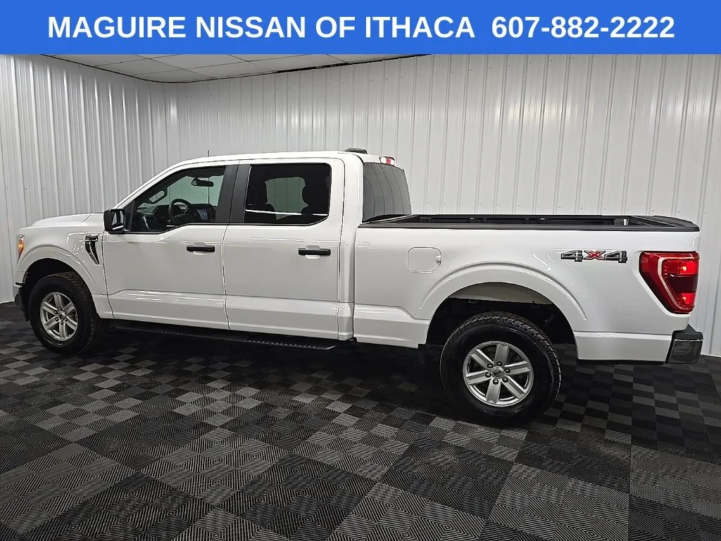 Used 2021 White Ford XLT image 4