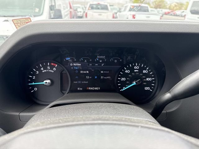 New 2027 Oxford White Ford E-350 SRW image 12