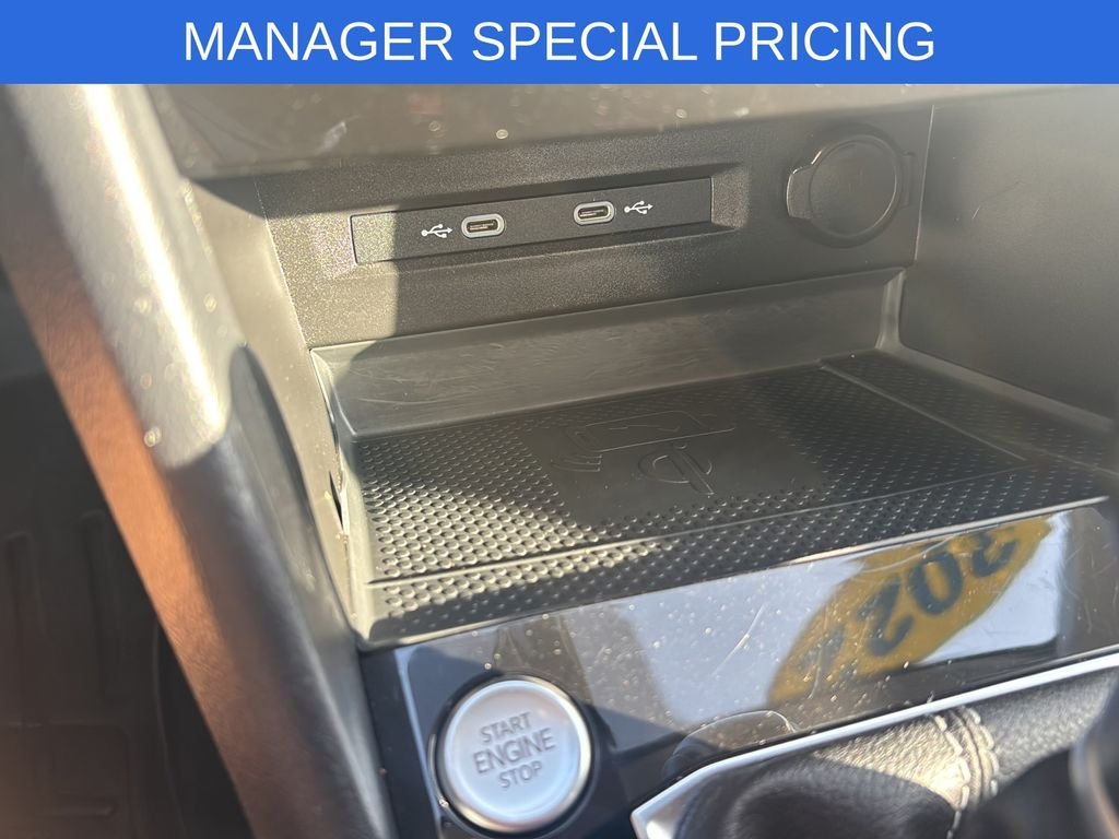 Used 2022 Gray Volkswagen 1.5T SEL image 27