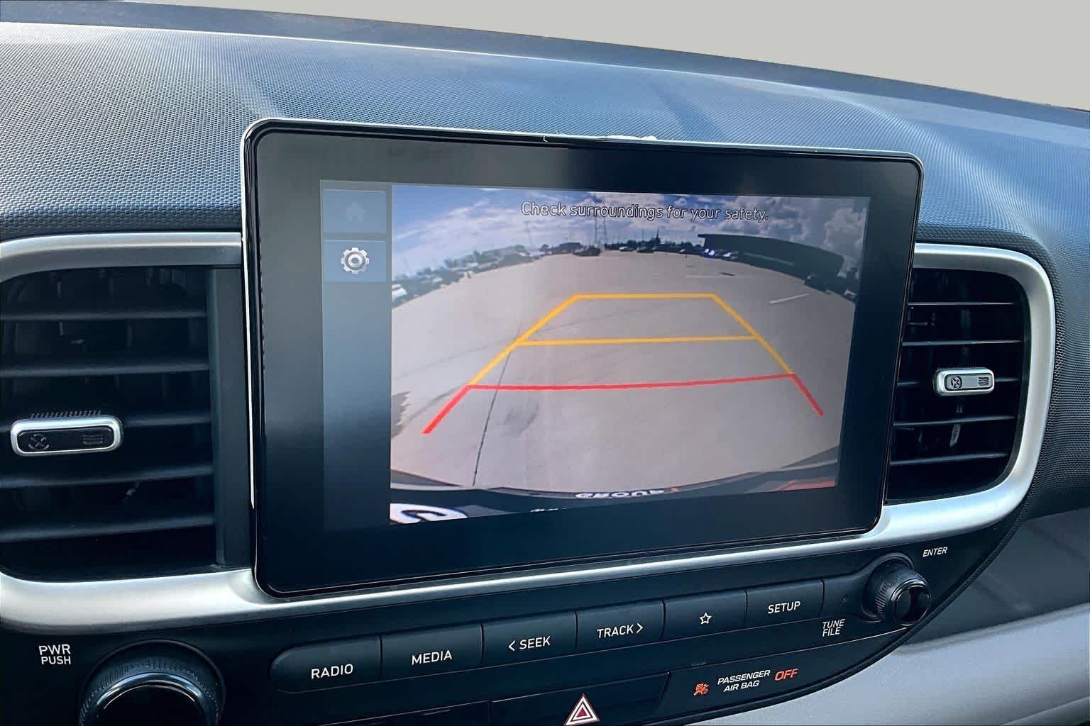 2025 Hyundai Venue SEL - Photo 27