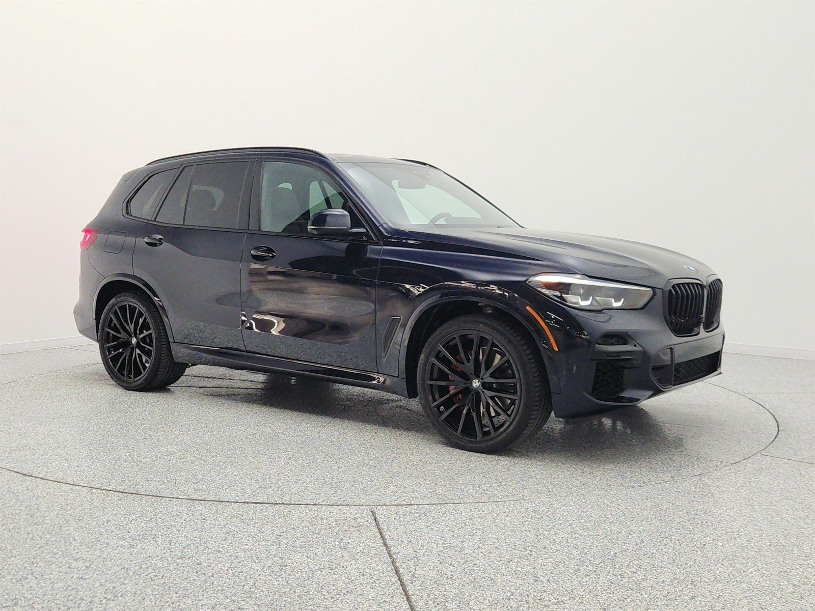 Used 2023 Carbon Black Metallic BMW sDrive40i Sports Activity Vehicle image 3