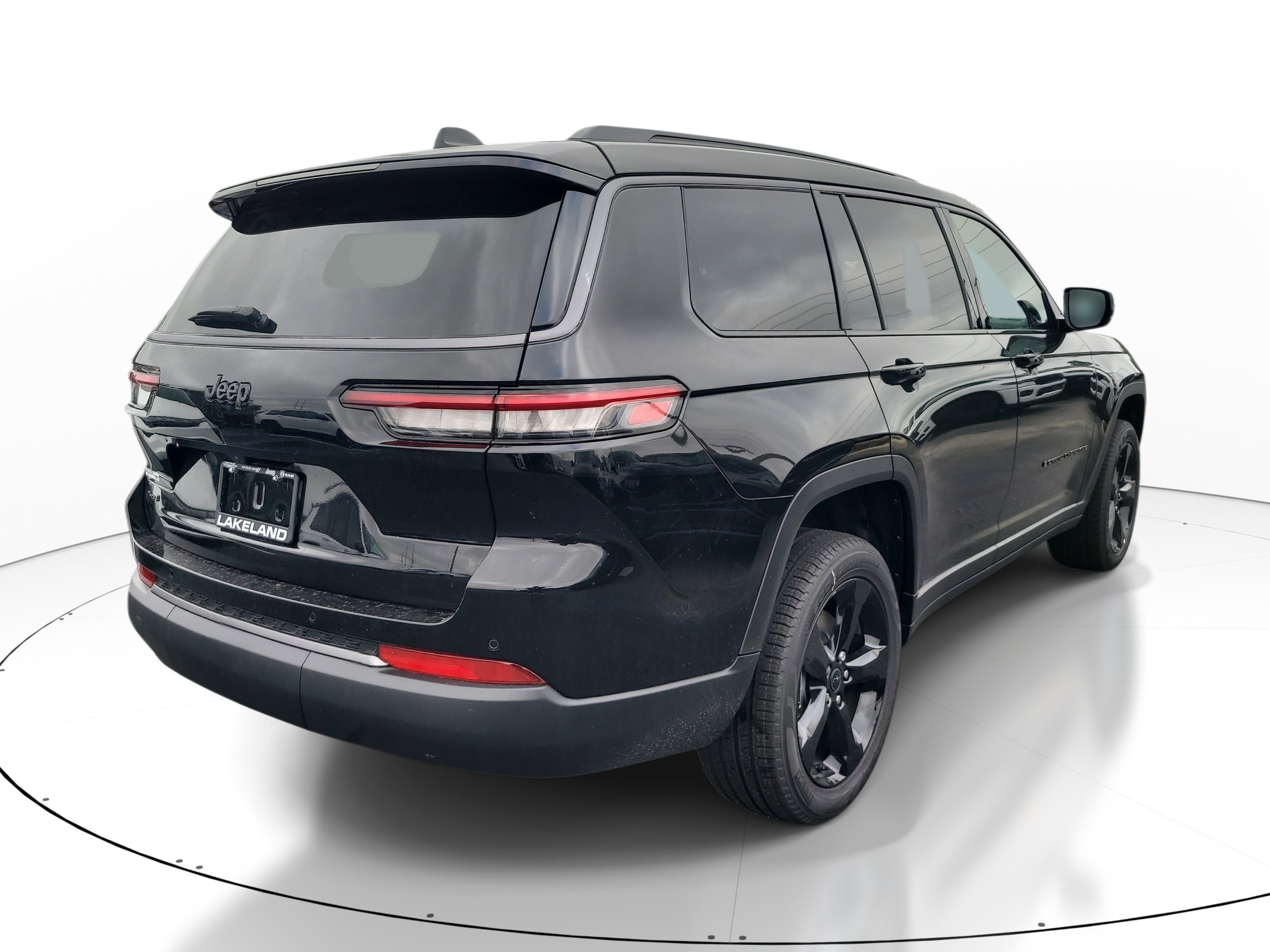 New 2027 High-Gloss Black Paint Jeep Limited image 6