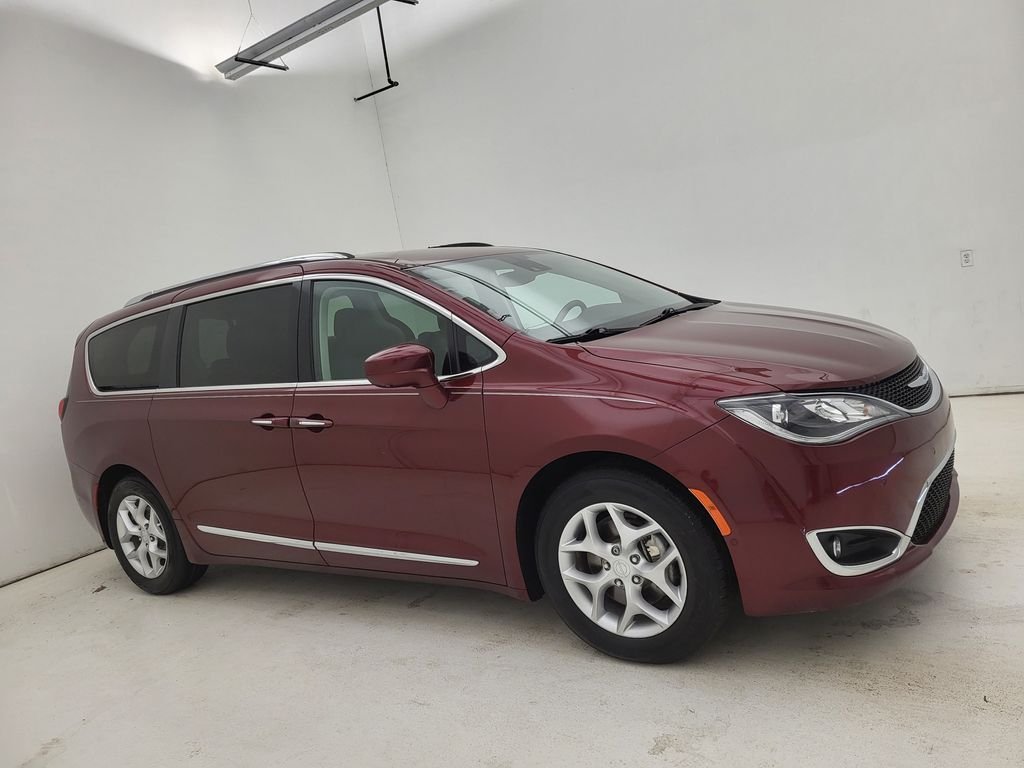 2019 Chrysler Pacifica Touring L Plus