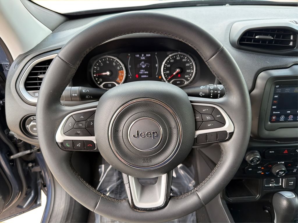 Used 2020 Slate Blue Pearlcoat Jeep Latitude image 17
