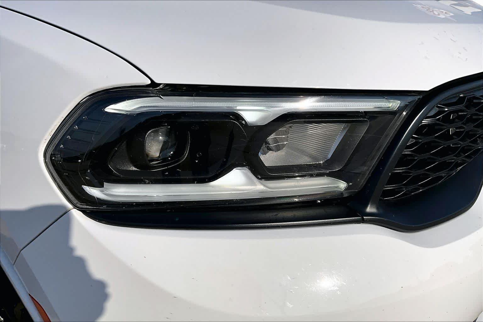 Used 2022 White Knuckle Clearcoat Dodge R/T image 26