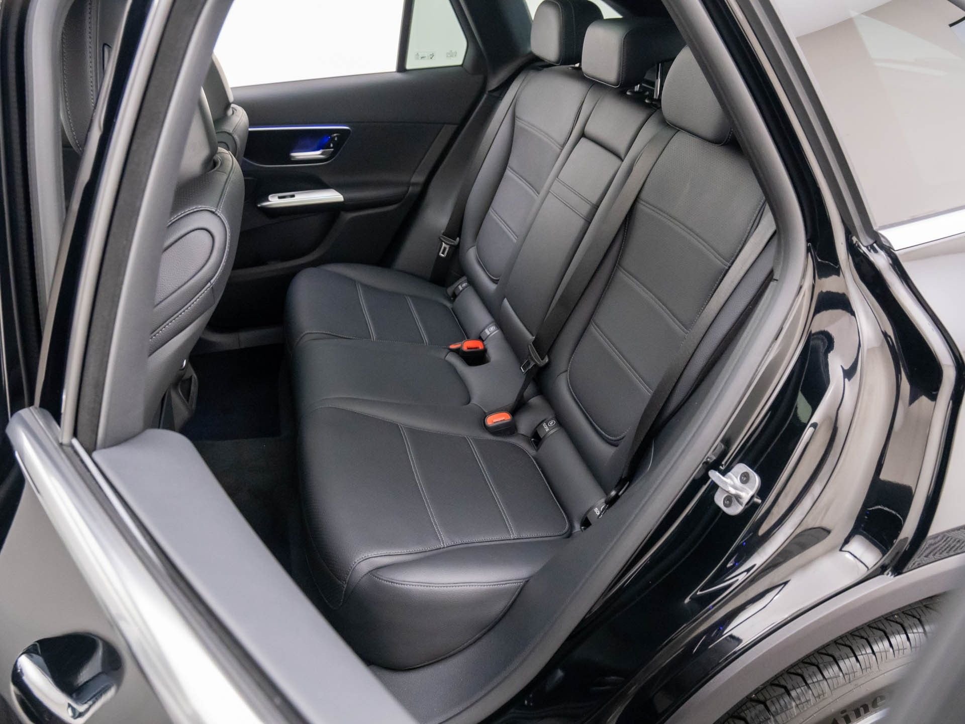 New 2026 Black Mercedes-Benz GLC 300 image 15