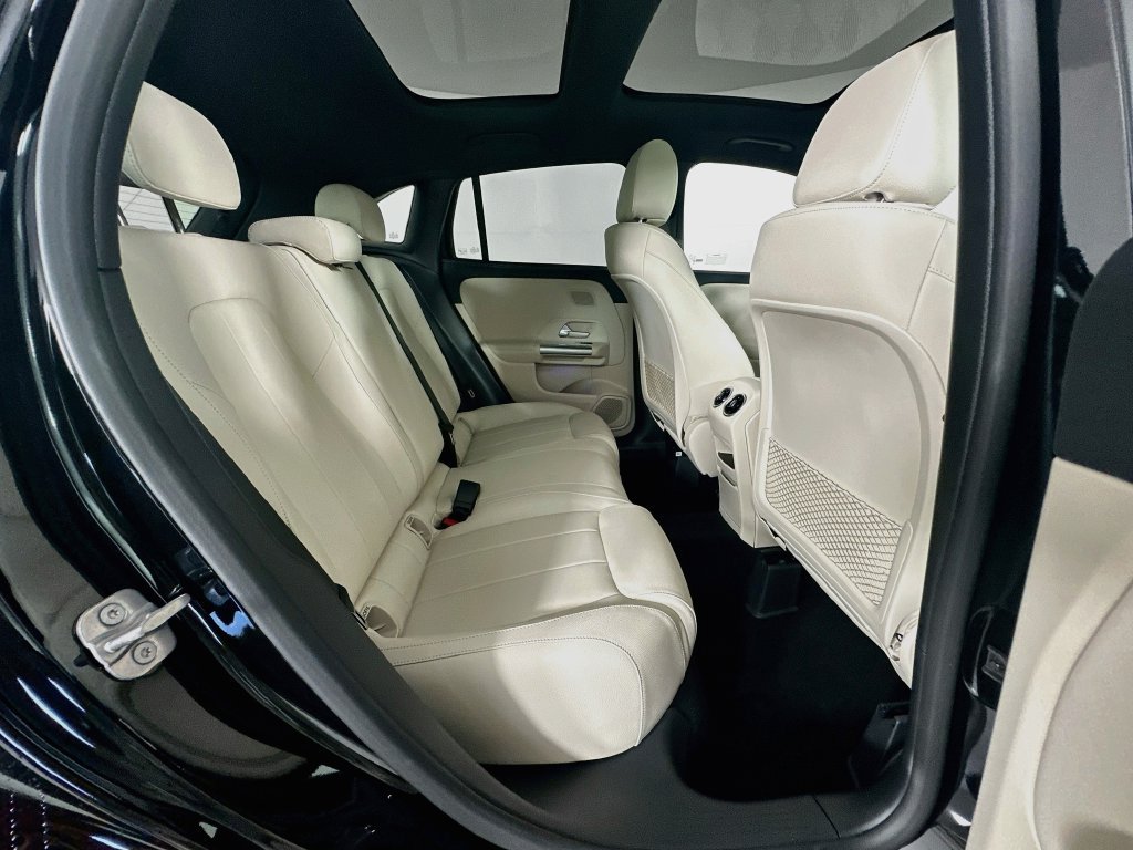 New 2026 Cosmos Black Metallic Mercedes-Benz GLA 250 image 28