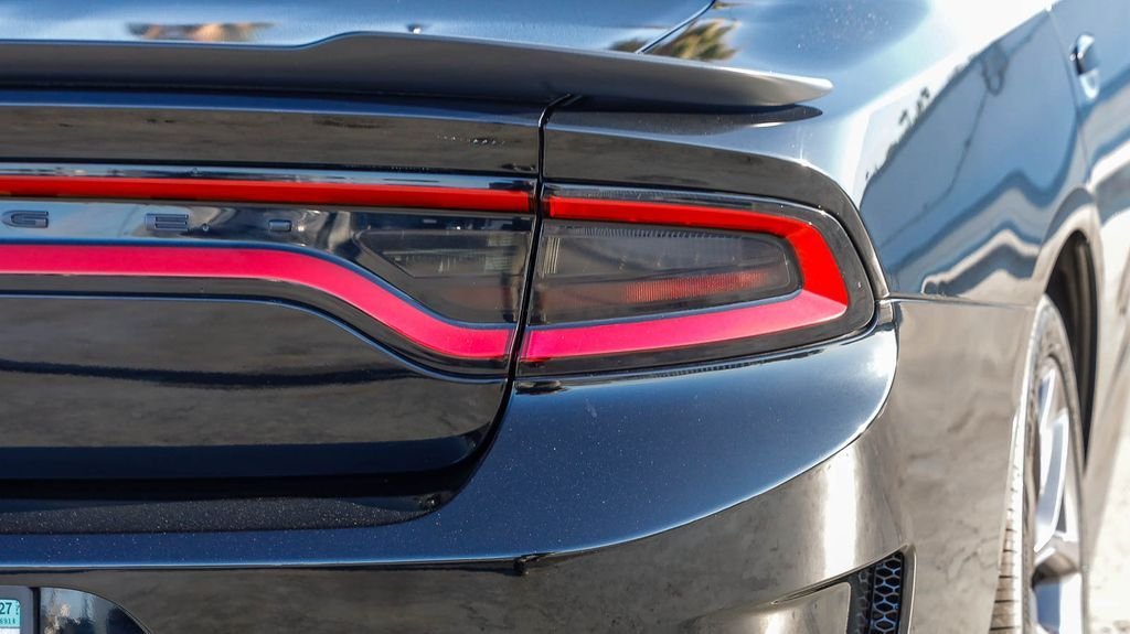 Used 2021 Pitch Black Clearcoat Dodge R/T image 10