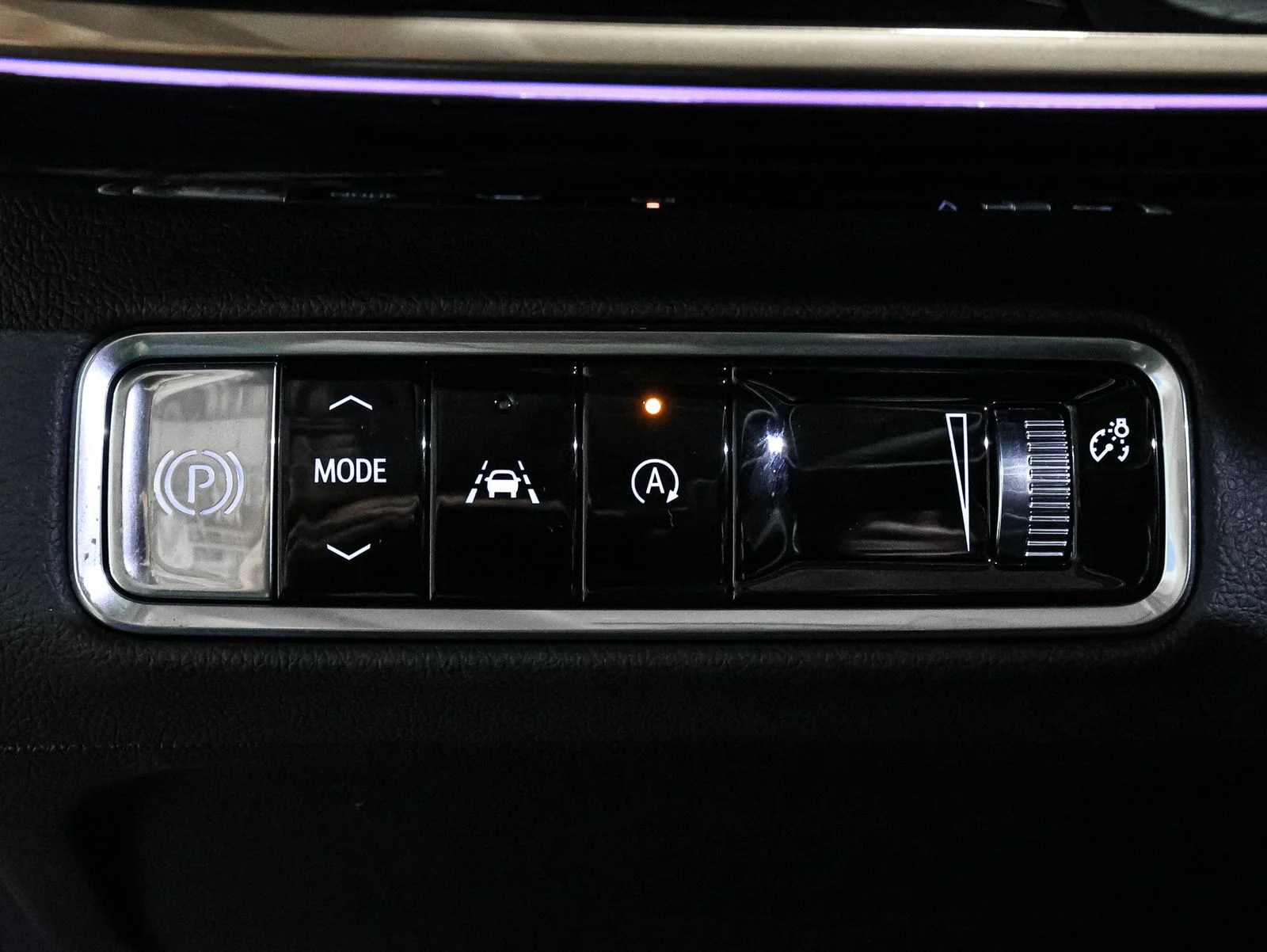 New 2026 Black Buick Avenir image 33