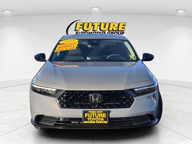 Used 2025 Gray Honda SE image 2