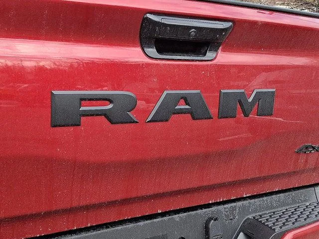 New 2026 Molten Red Pearl-Coat Exterior Paint RAM Big Horn/Lone Star image 5
