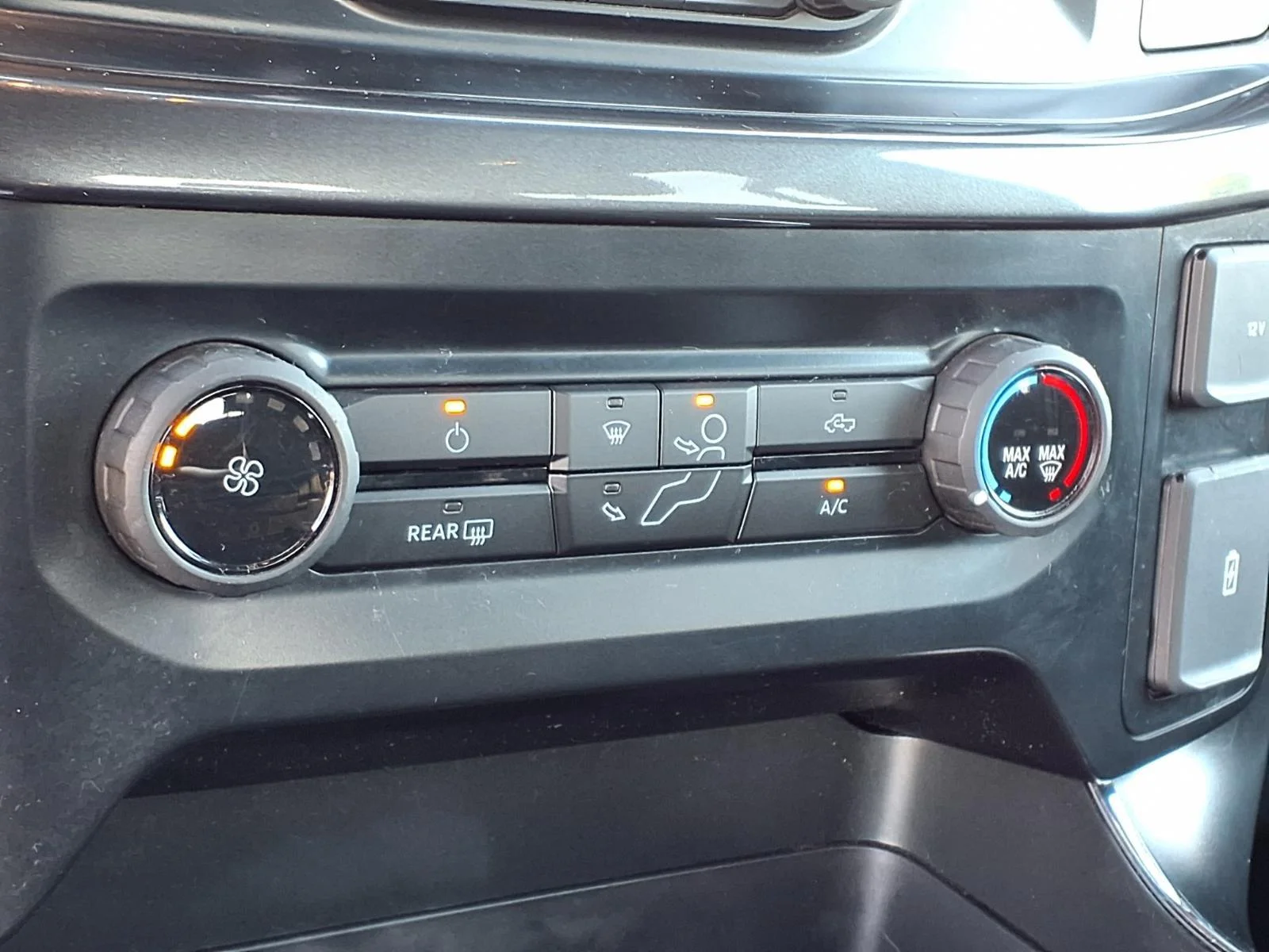 Used 2023 Area 51 Blue Ford XL image 5