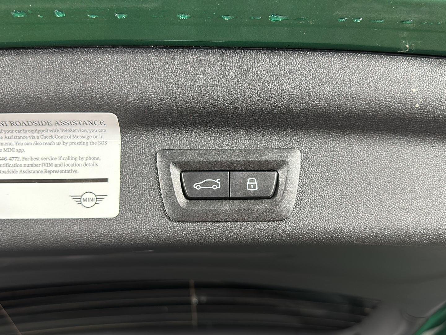 Used 2026 British Racing Green IV Metallic MINI S image 25