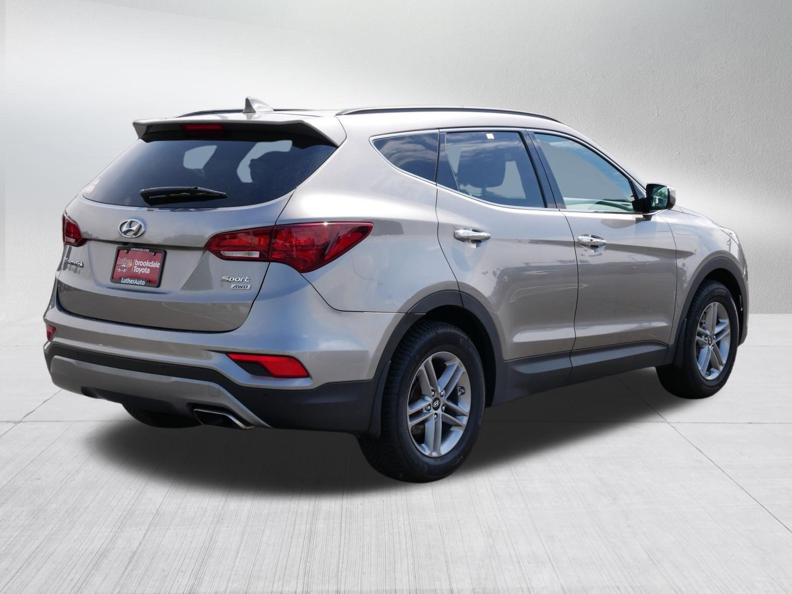 Used 2017 Mineral Gray Hyundai 2.4L image 7