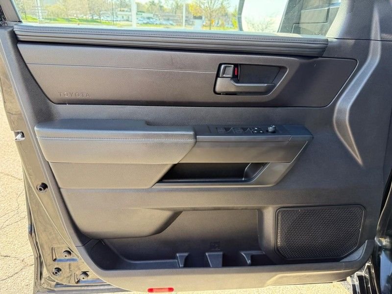 Used 2023 Midnight Black Metallic Toyota SR image 19