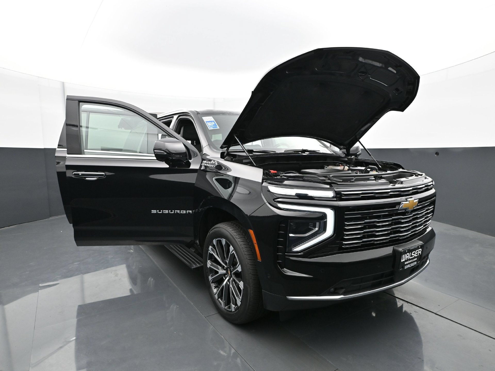 Used 2025 Black Chevrolet High Country image 42