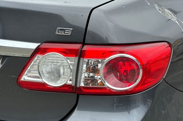 Used 2013 Gray Toyota LE image 8