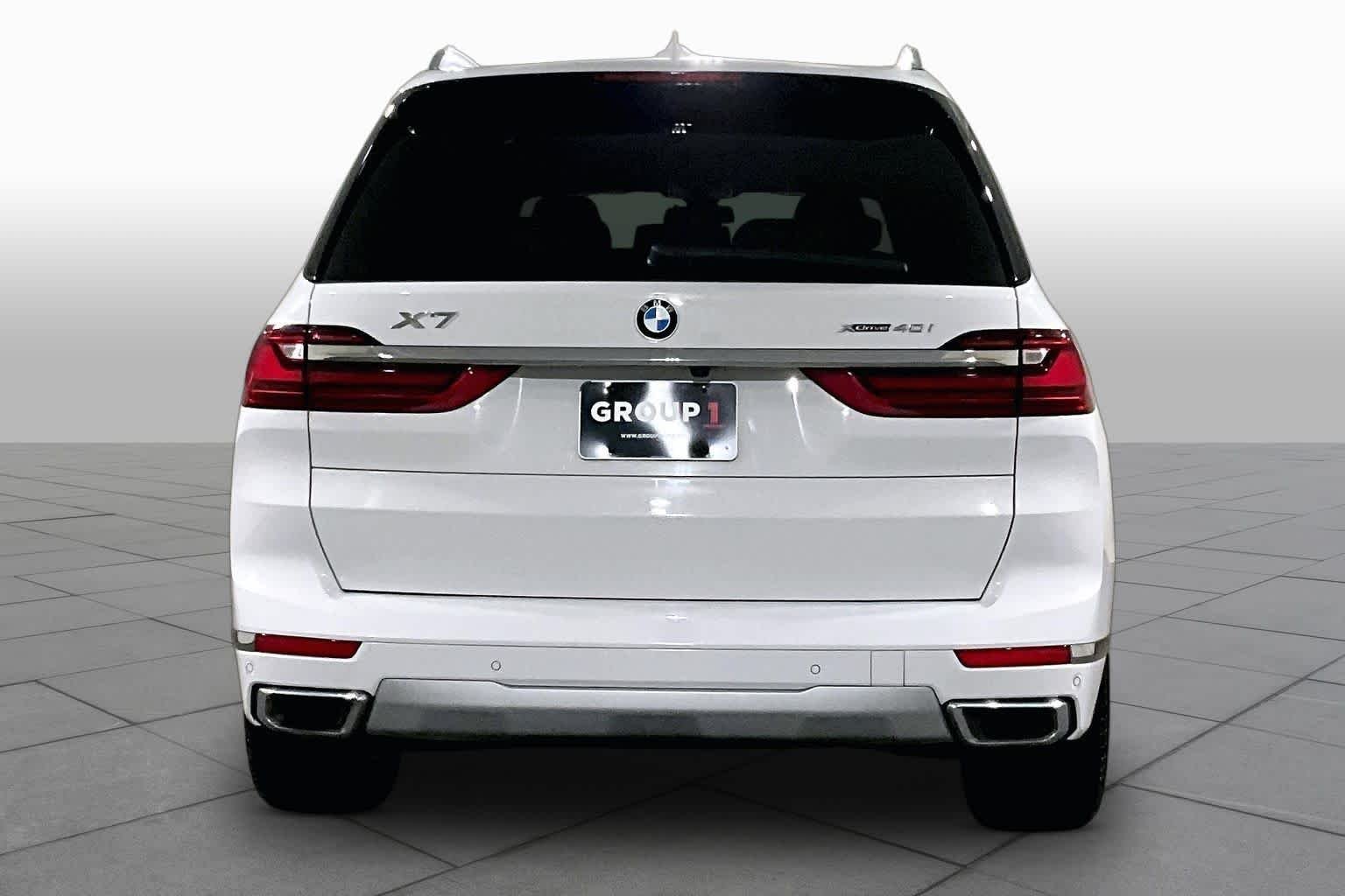 Used 2021 Alpine White BMW xDrive40i image 4
