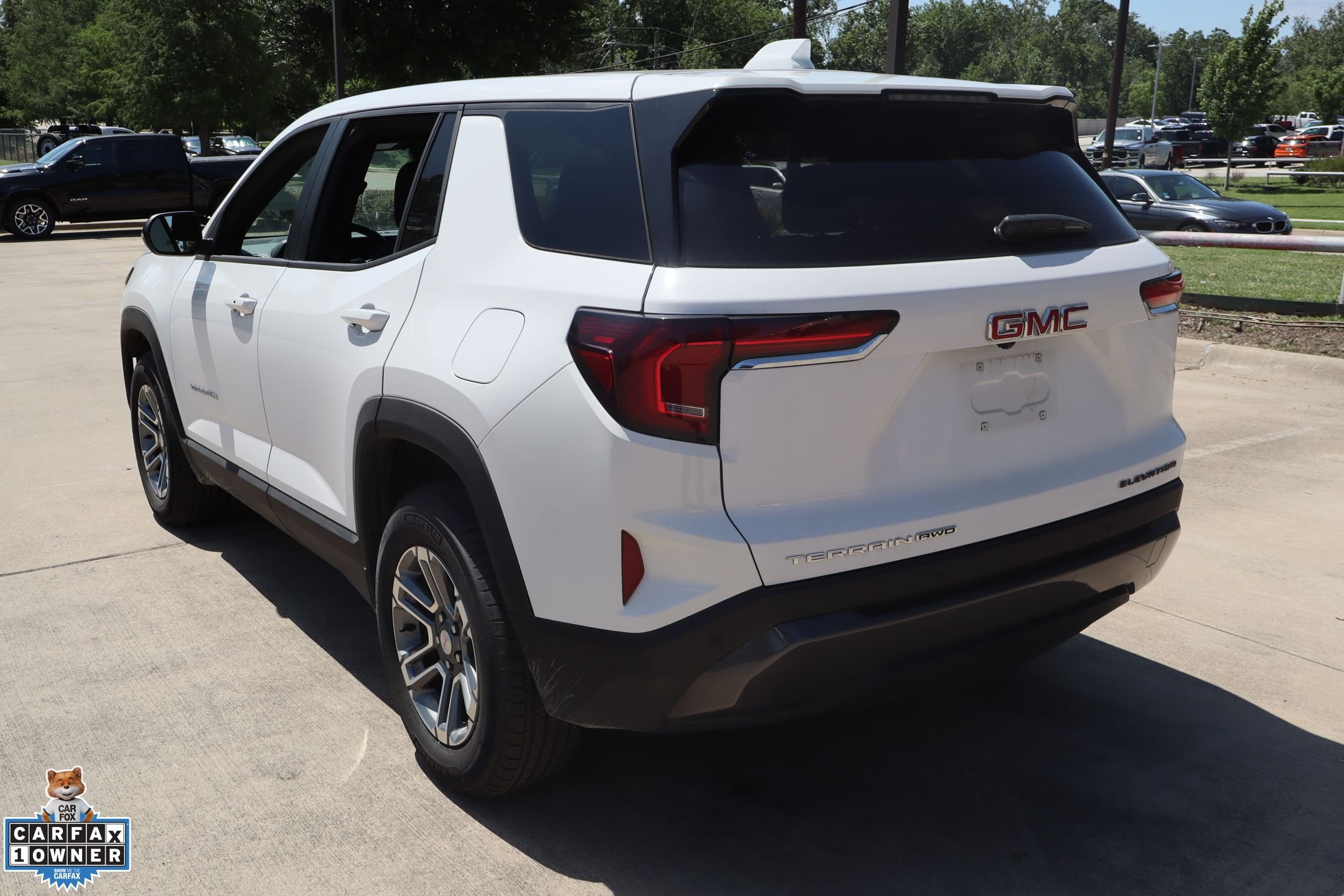 Used 2026 White GMC Elevation image 6