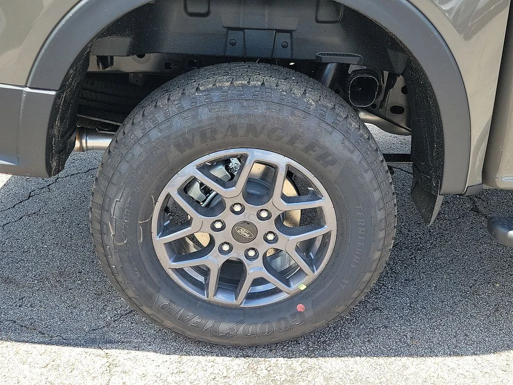 New 2026 Marsh Gray Ford XLT image 7