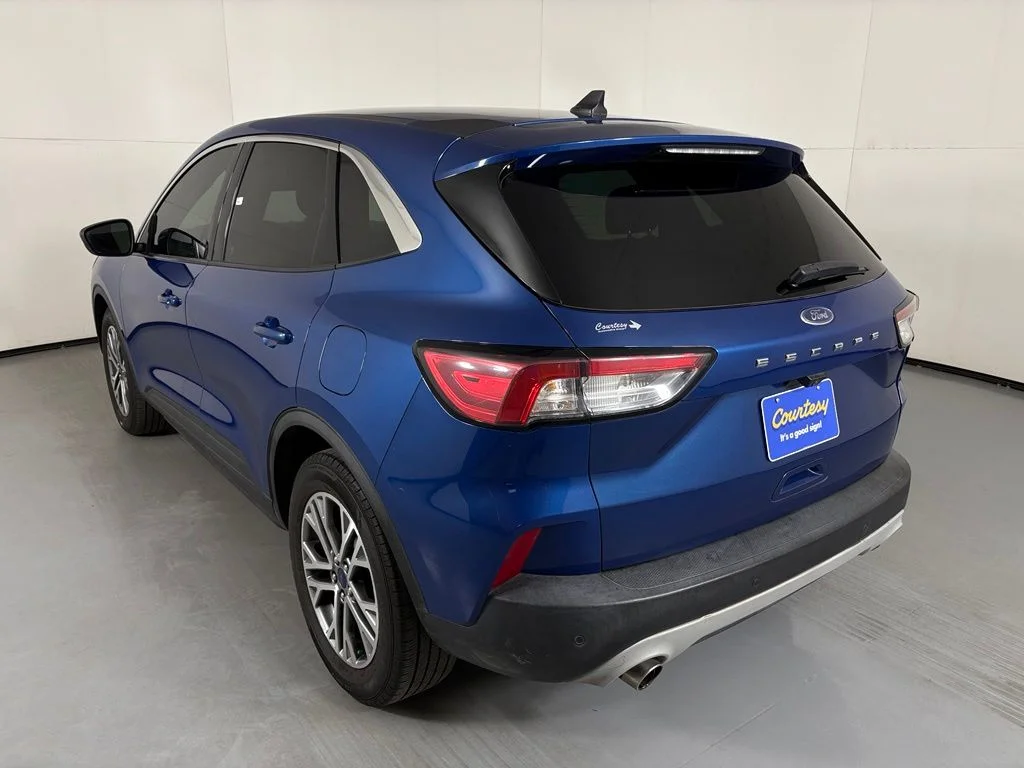 Used 2022 Blue Metallic Ford SEL image 6