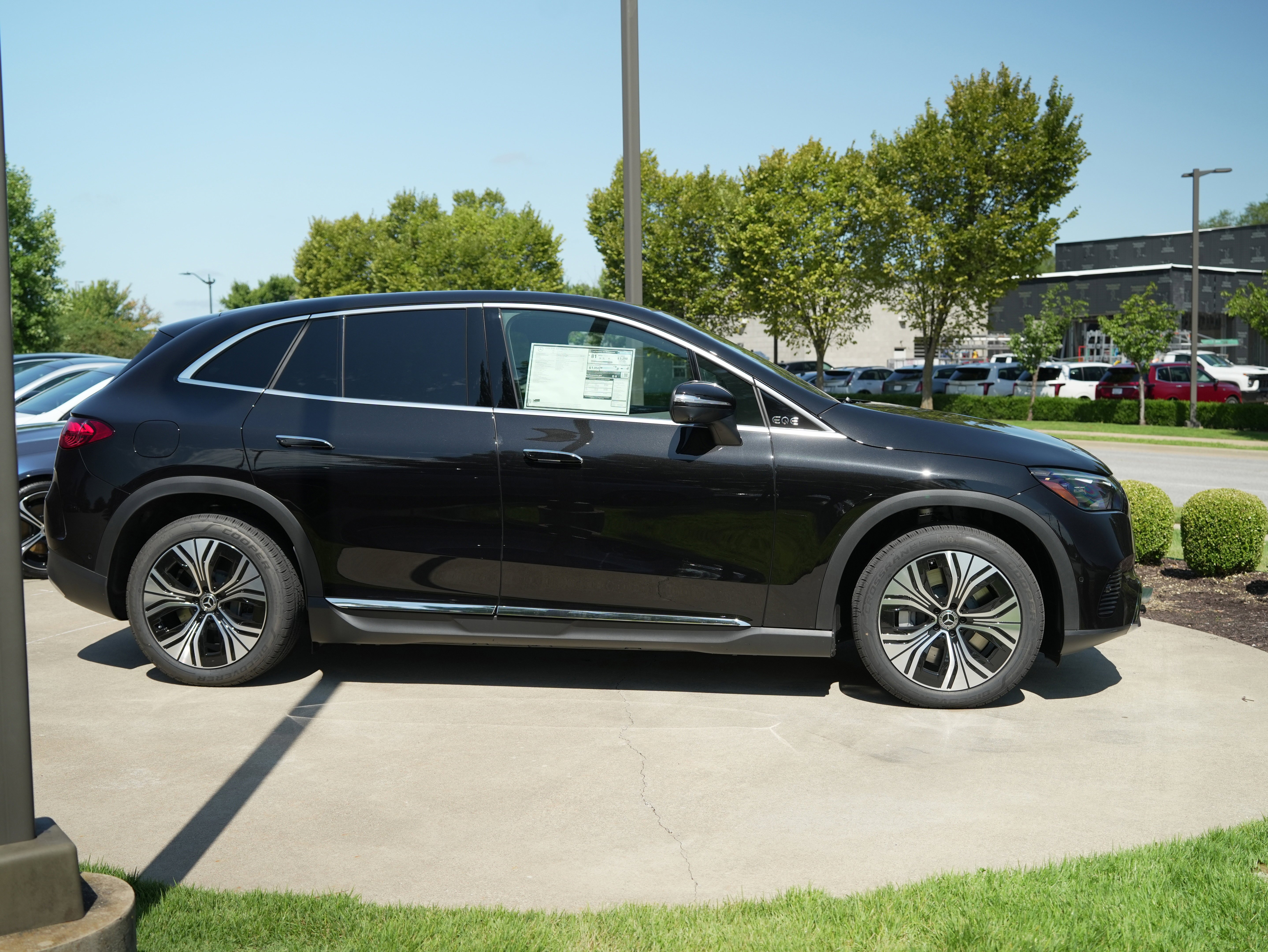 2026 Mercedes-Benz EQE SUV Base - Photo 9