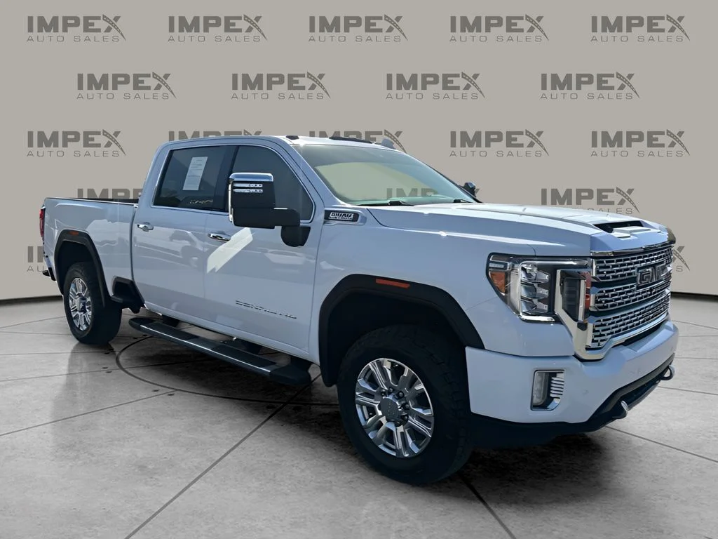 Used 2021 White GMC Denali image 7