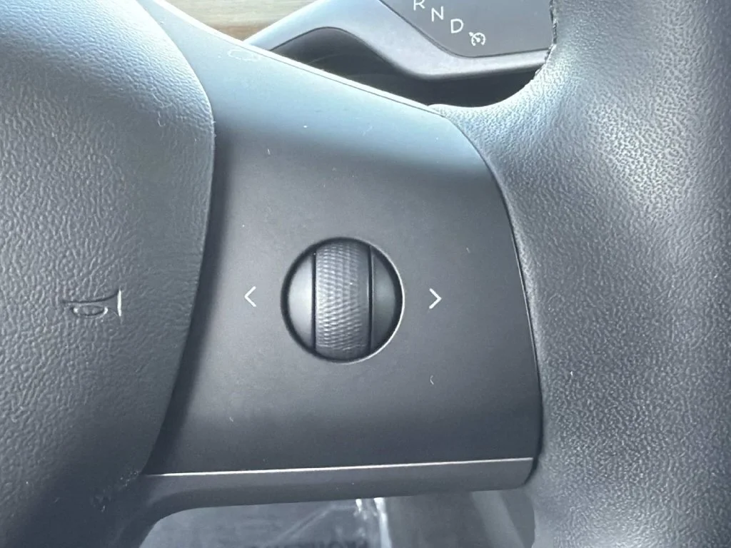 Used 2020  Tesla Standard image 16