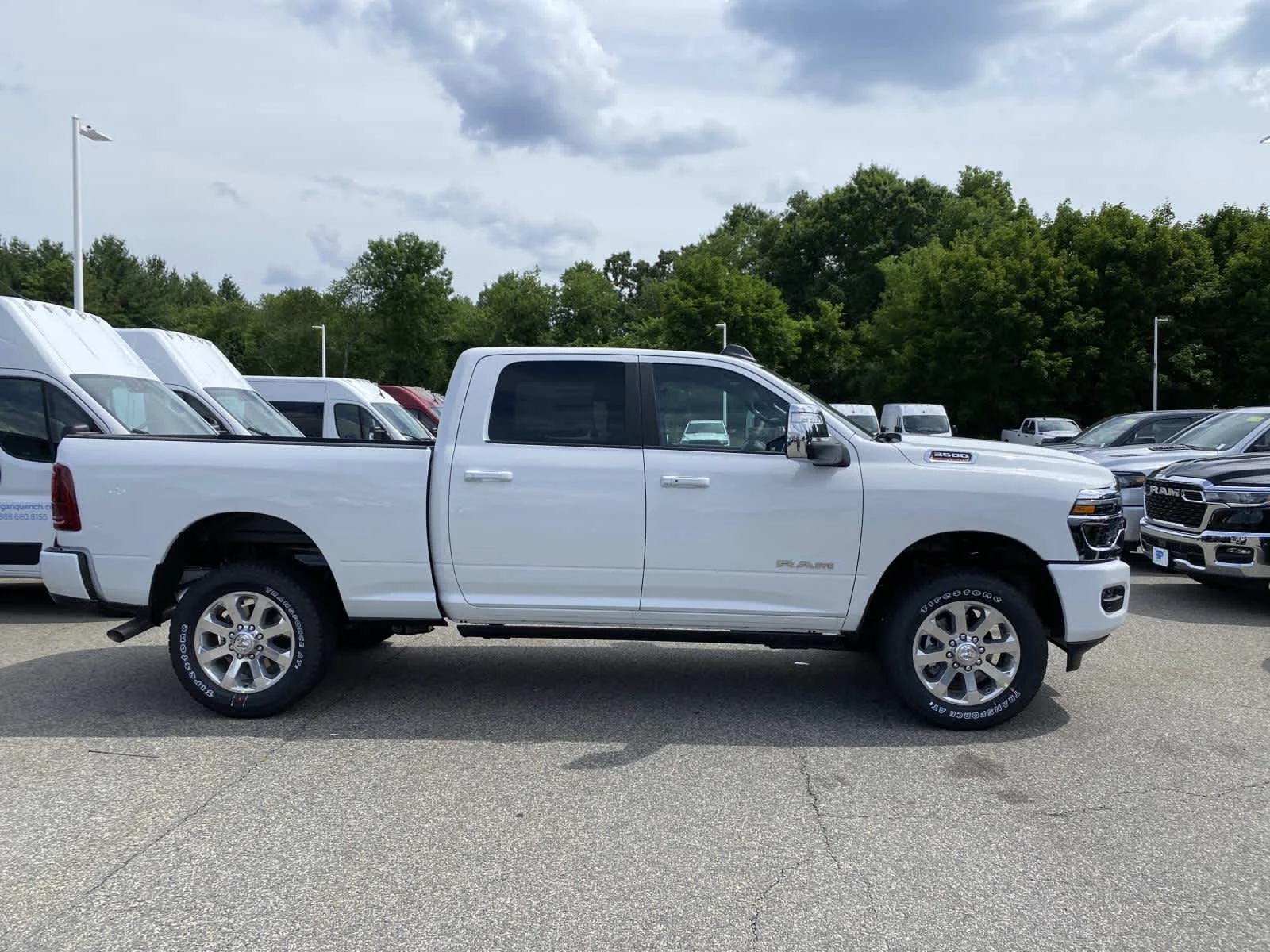 New 2026 Bright White Clear-Coat Exterior Paint RAM Laramie image 2