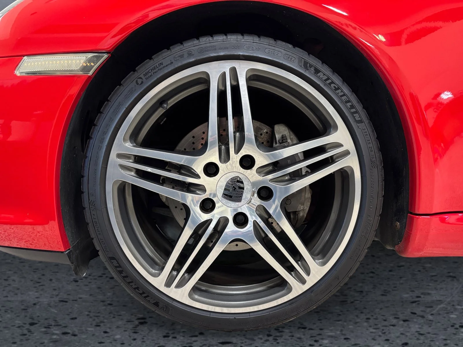 Used 2007 Red Porsche Carrera image 9