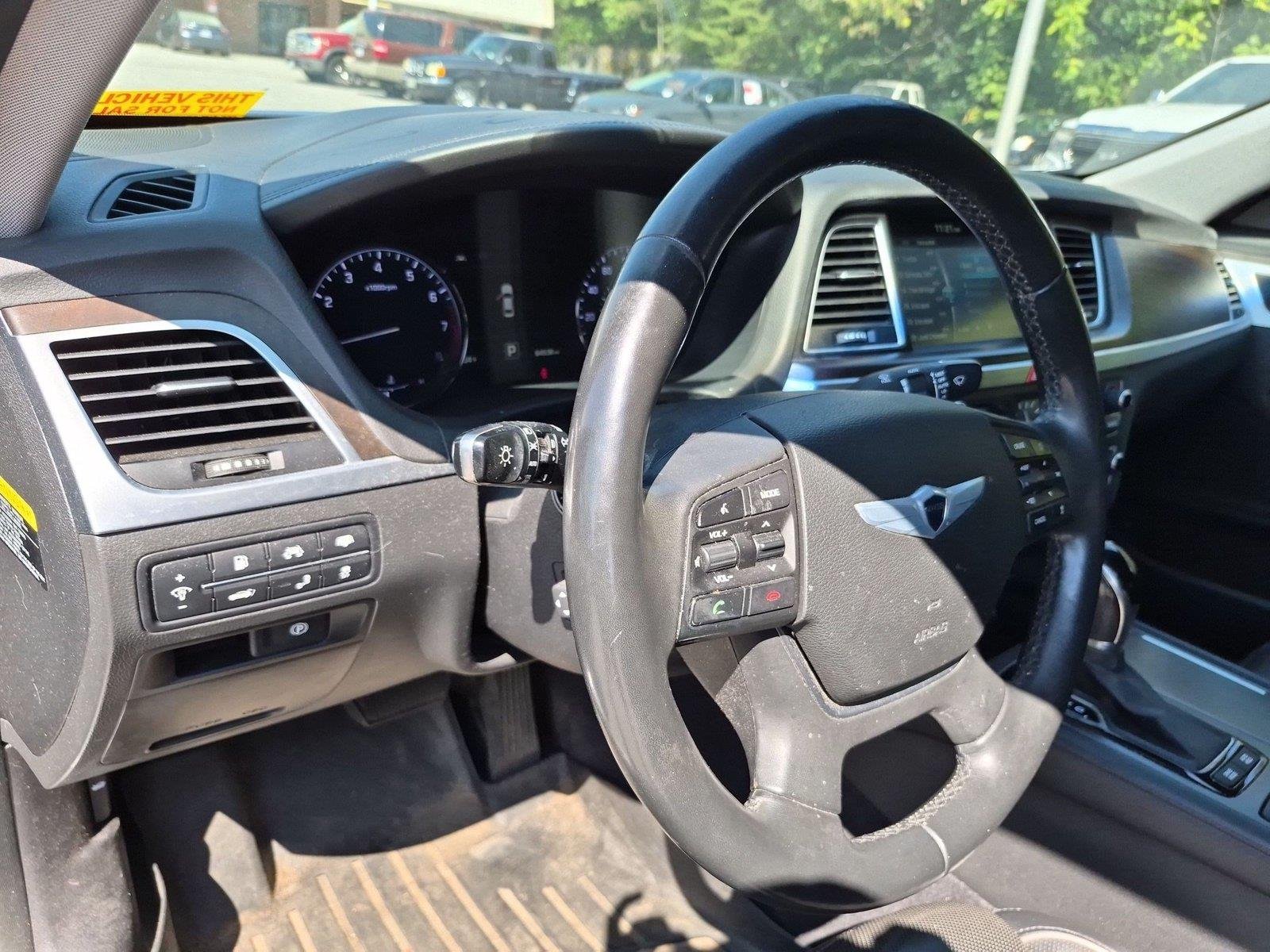 Used 2016 Parisian Gray Hyundai 3.8L image 19