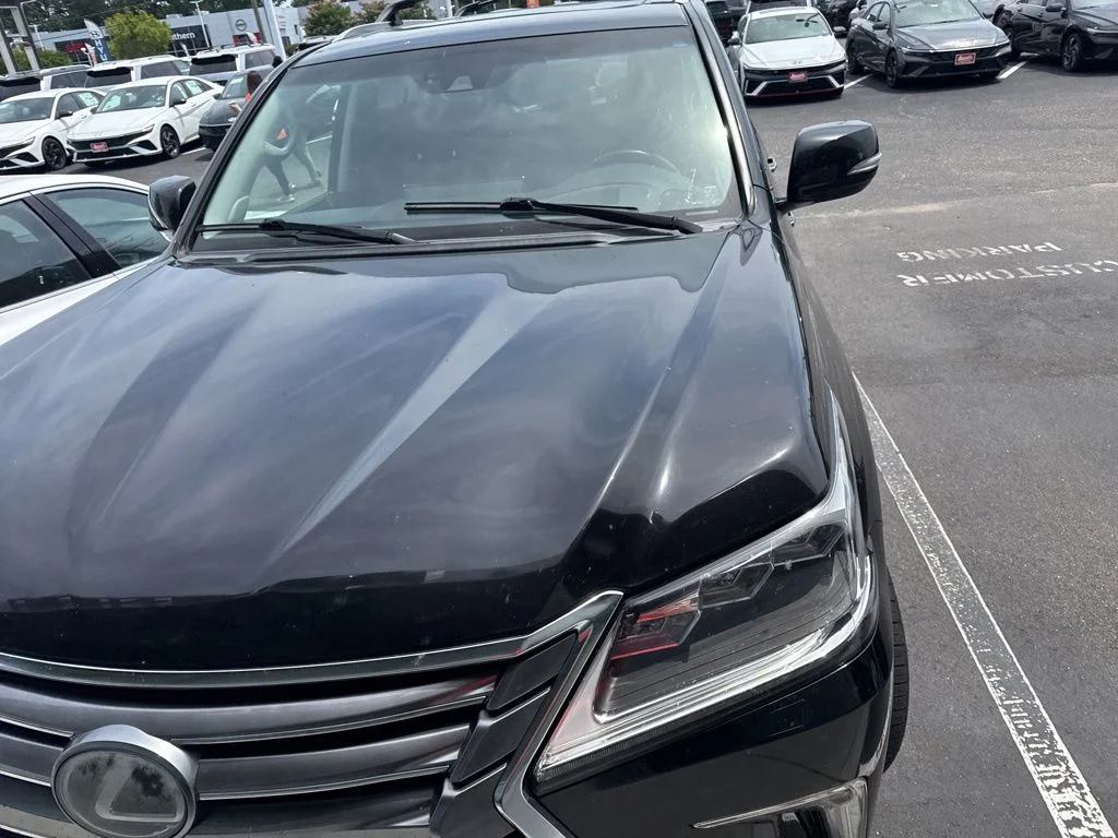 Used 2017 Black Lexus 570 image 17