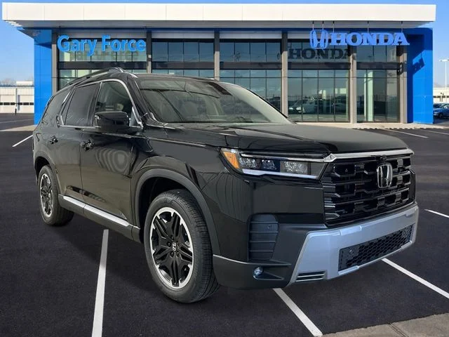 New 2026 Crystal Black Pearl Honda Touring image 9
