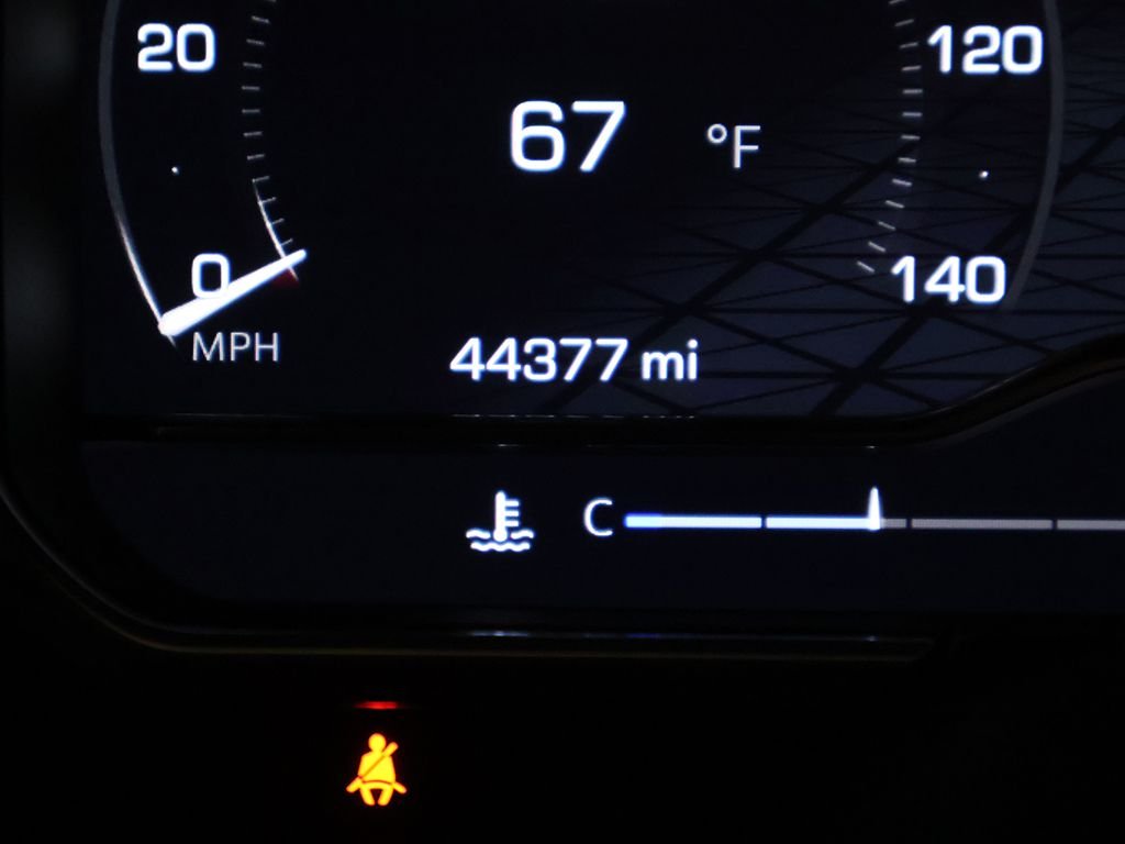 Used 2024 White GMC Denali image 38