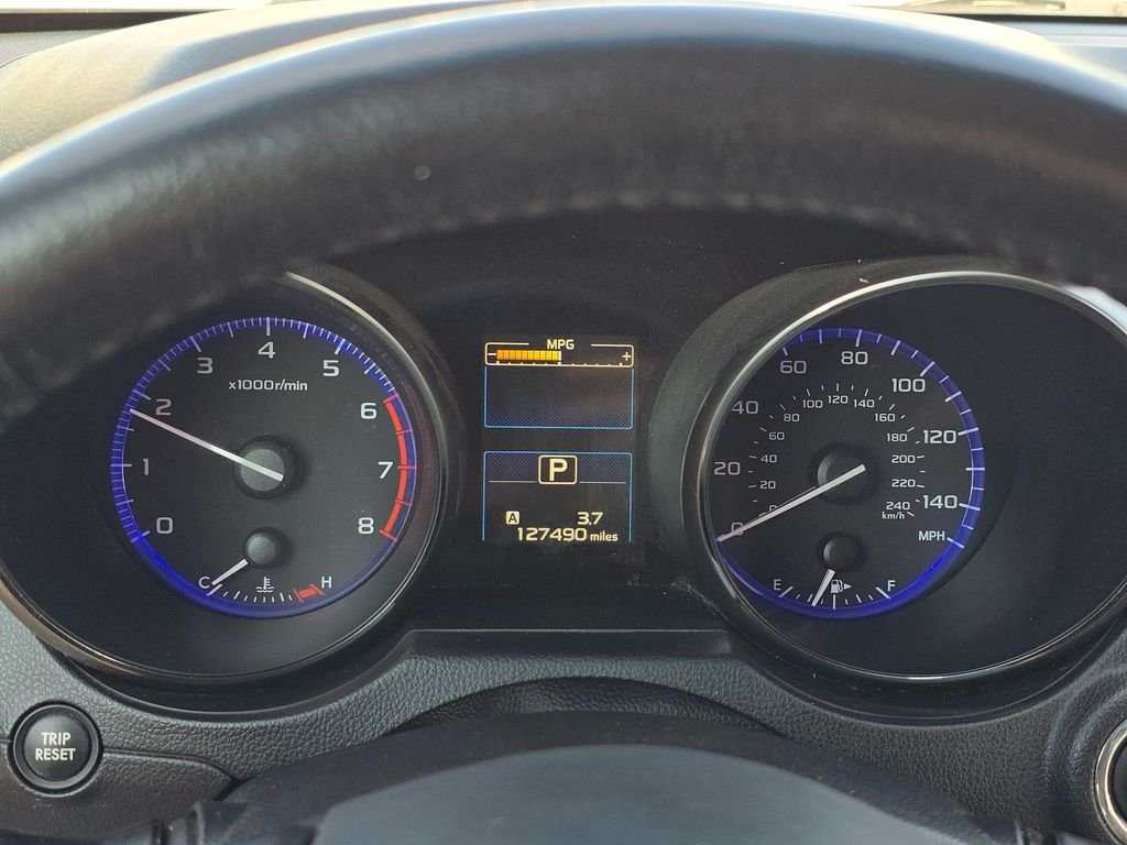 Used 2015 Gray Subaru 2.5i image 24