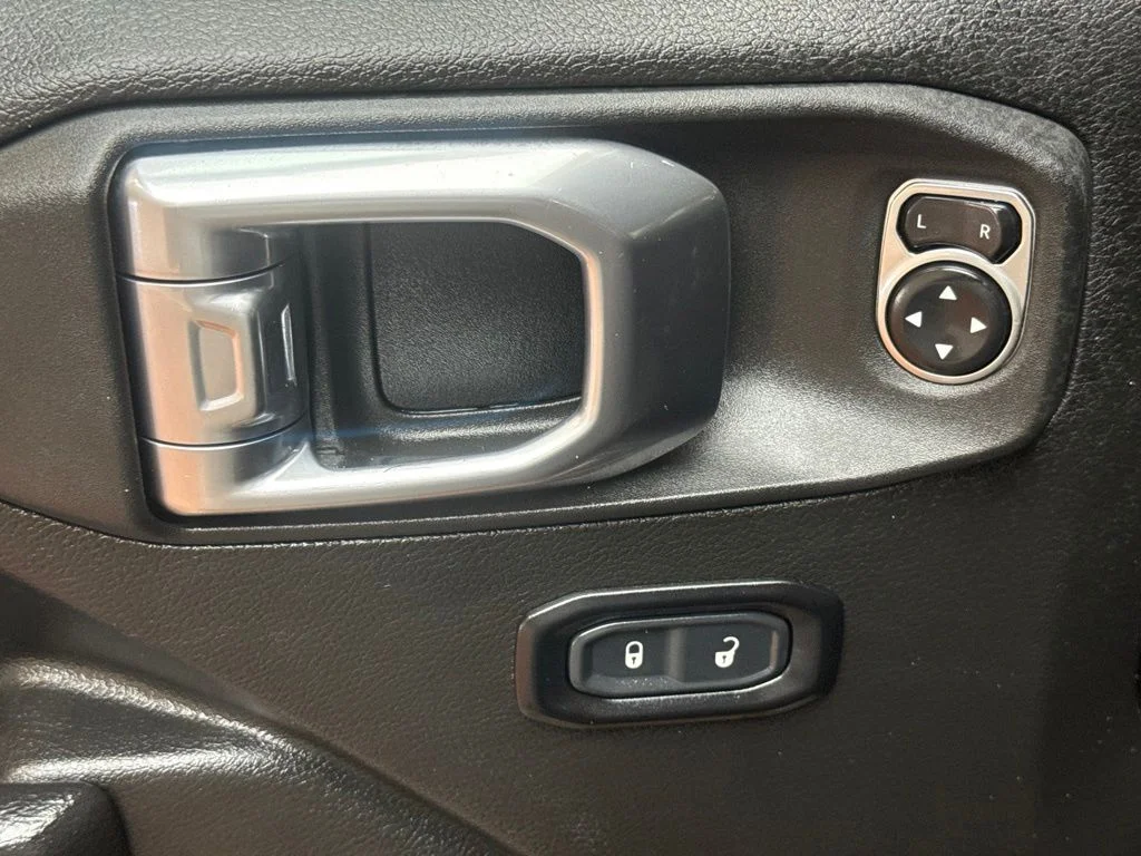 Used 2024 Black Clearcoat Jeep Sport S image 21