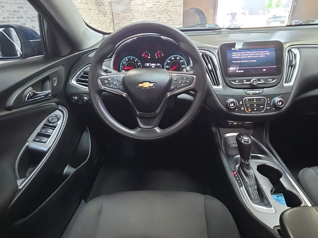 Used 2020 Blue Chevrolet LT image 13