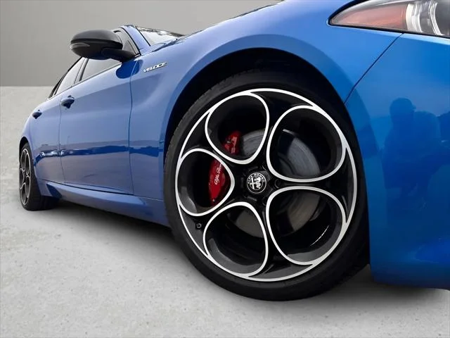 New 2025 Misano Blue Metallic Exterior Paint Alfa Romeo  image 27