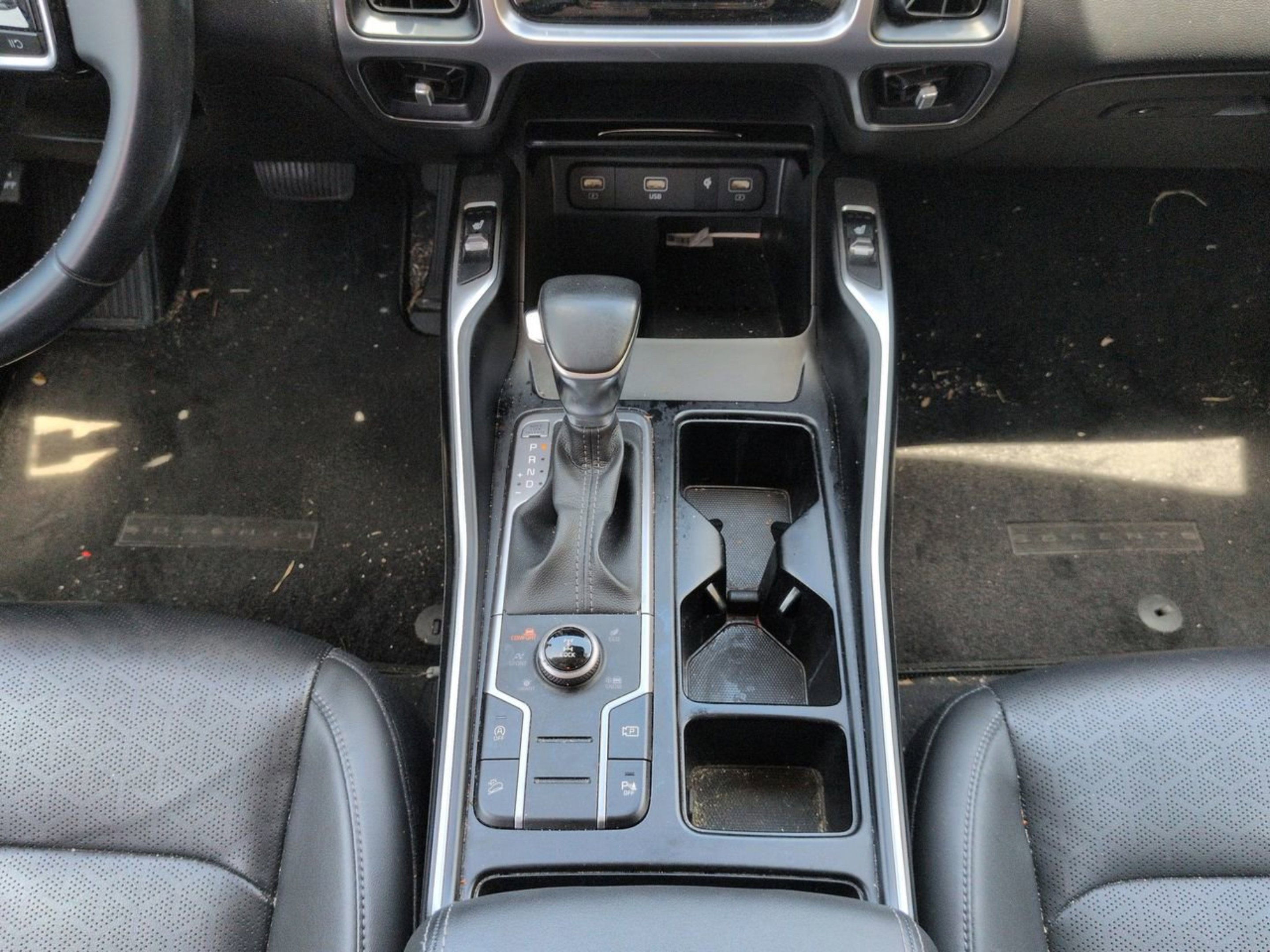 Certified Used 2023 Gravity Grey Kia X-Line S image 17