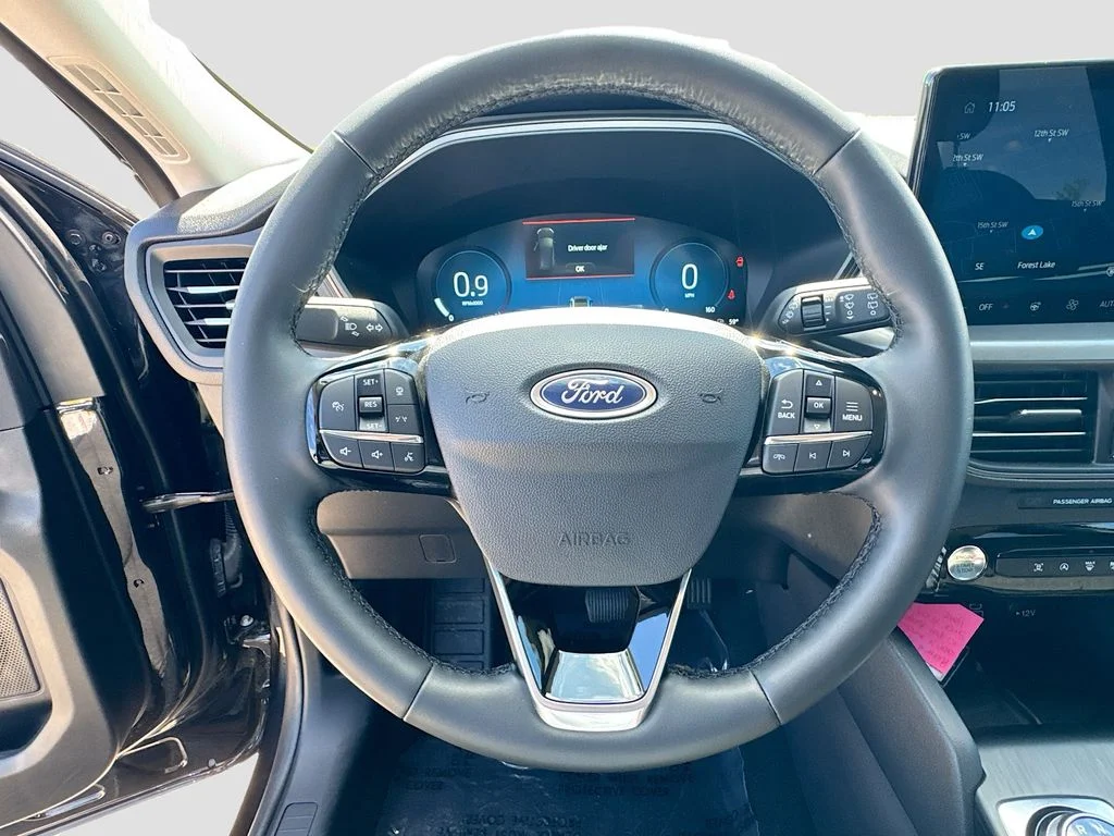 Used 2025 Black Metallic Ford Active image 10