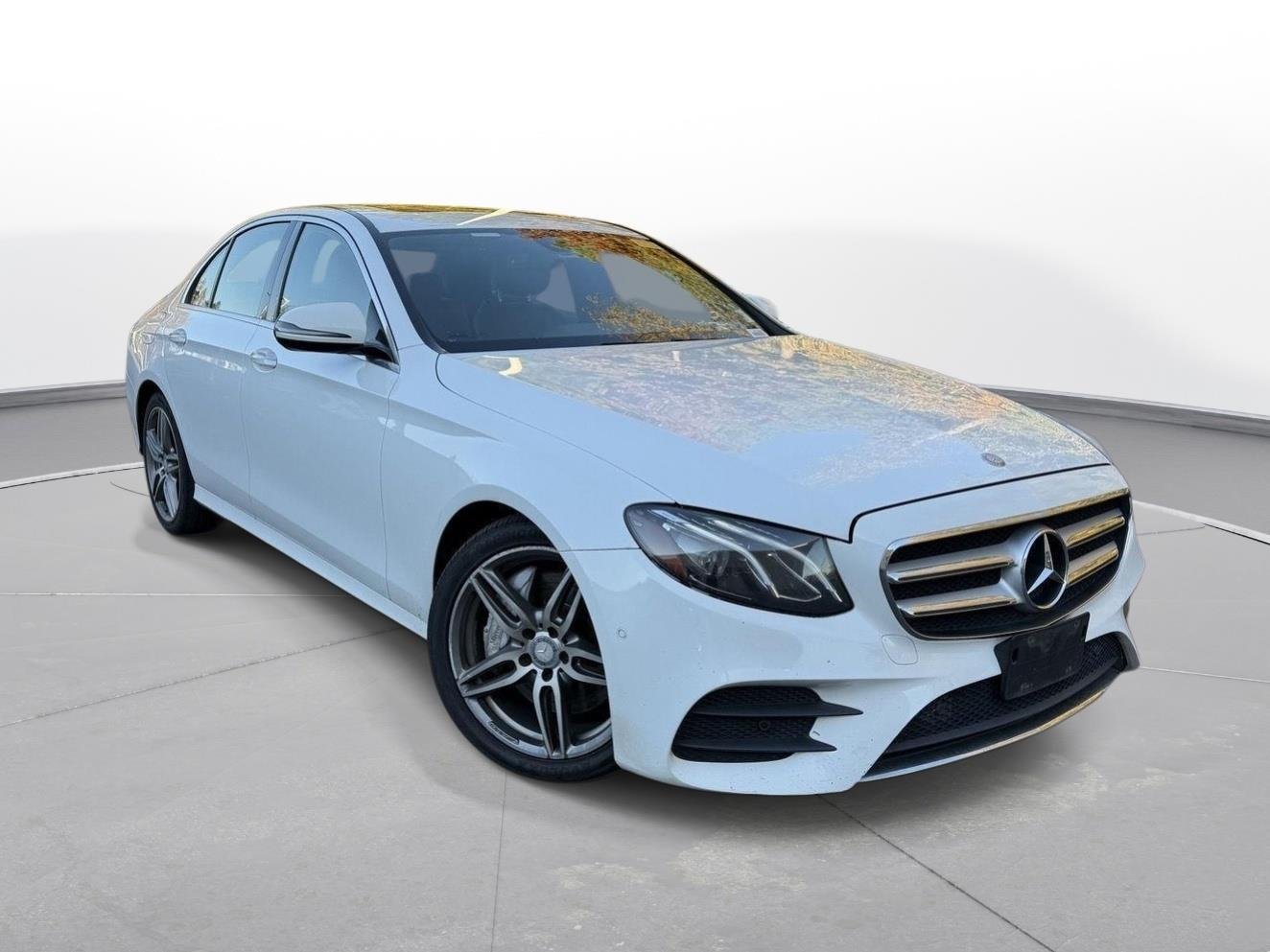 2017 Mercedes Benz E 300 Sport photo 4