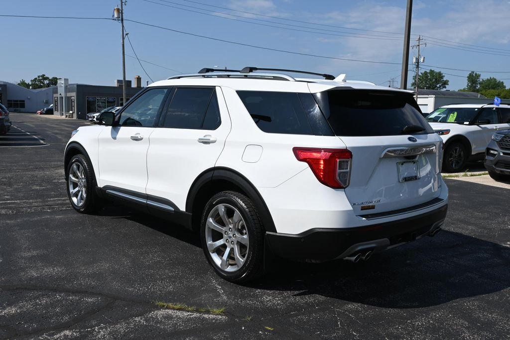 Used 2020 White Metallic Ford Platinum image 11
