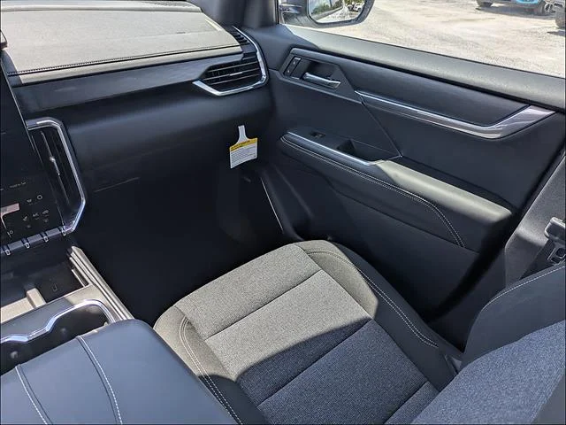 2026 GMC Acadia Elevation - Photo 15