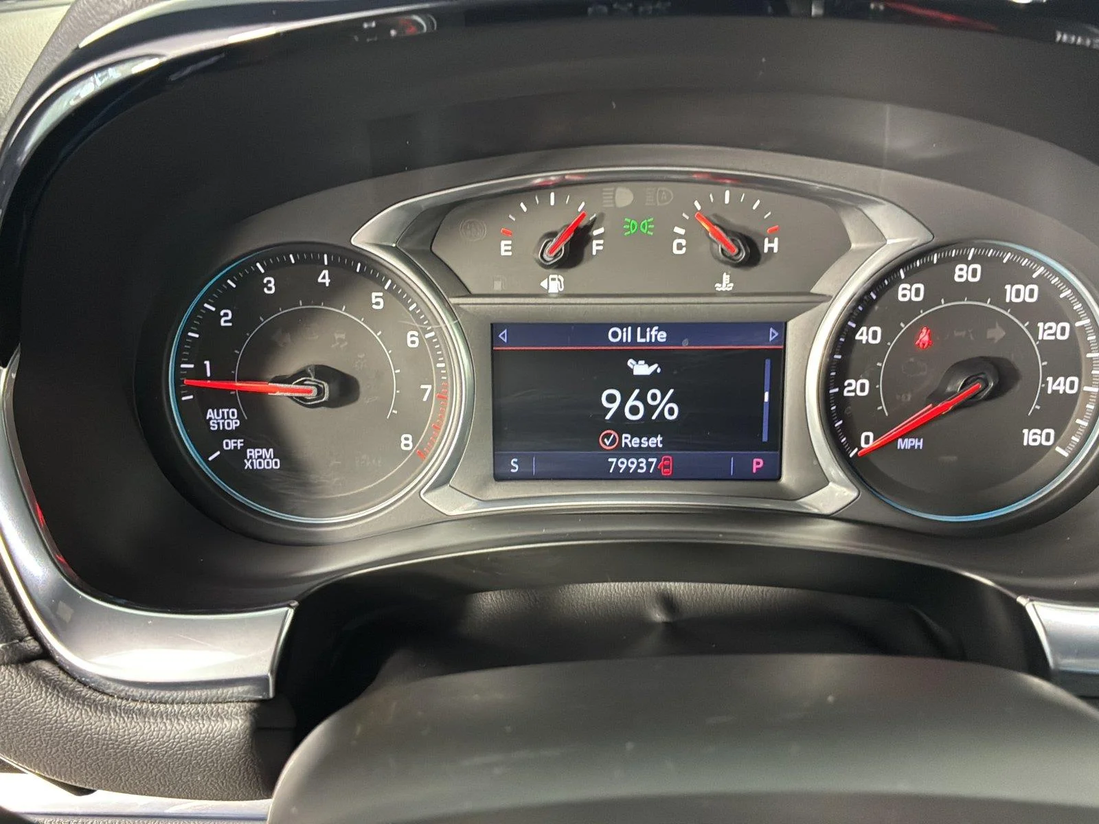Used 2022 Northsky Blue Metallic Chevrolet LT Cloth image 36