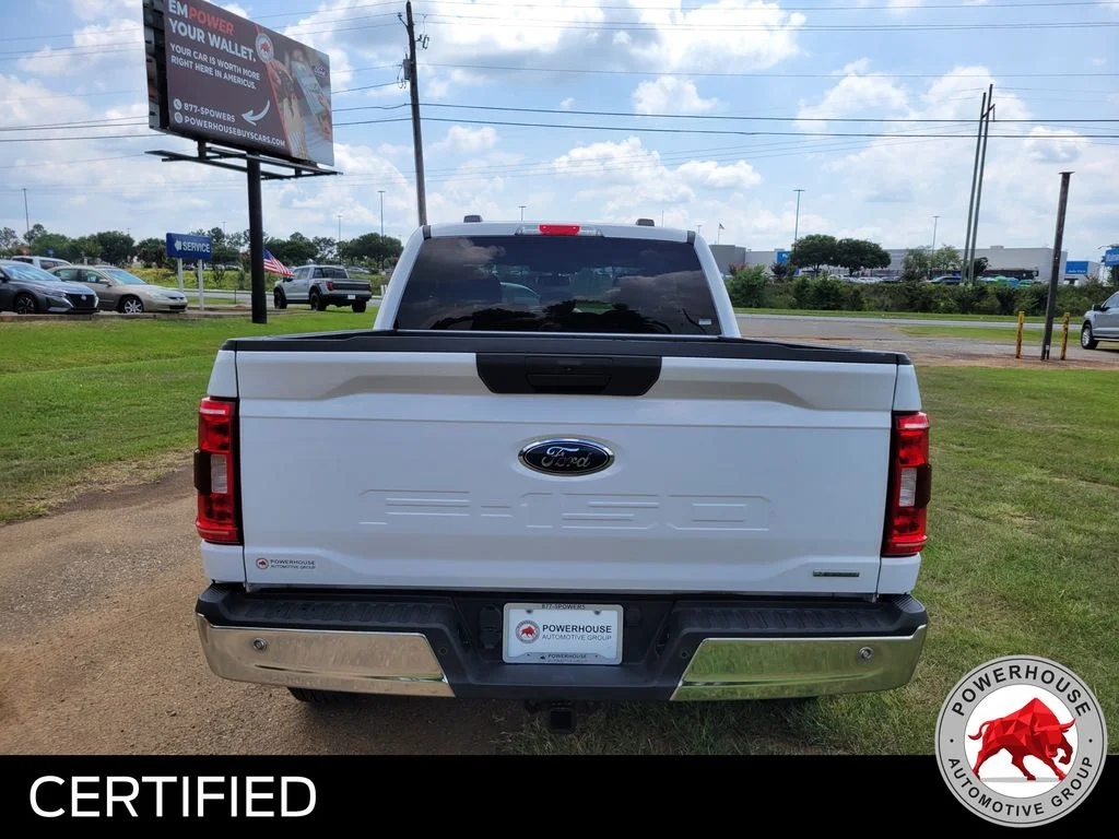 Used 2021 White Ford XLT image 5